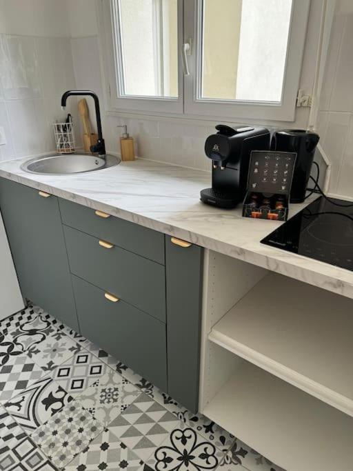 Luxe Studio Chic Aux Buttes-Aux-Cailles A 5Min Du Metro, Parking Prive Disponible Paris Exterior photo